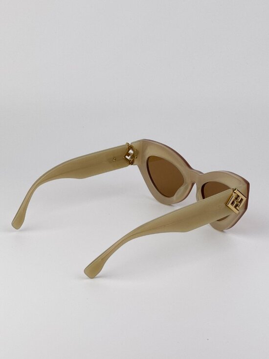 Fendi FF Diamonds FE40146I 57E Women’s Cat Eye Sunglasses – Shiny Beige / Brown main image 4